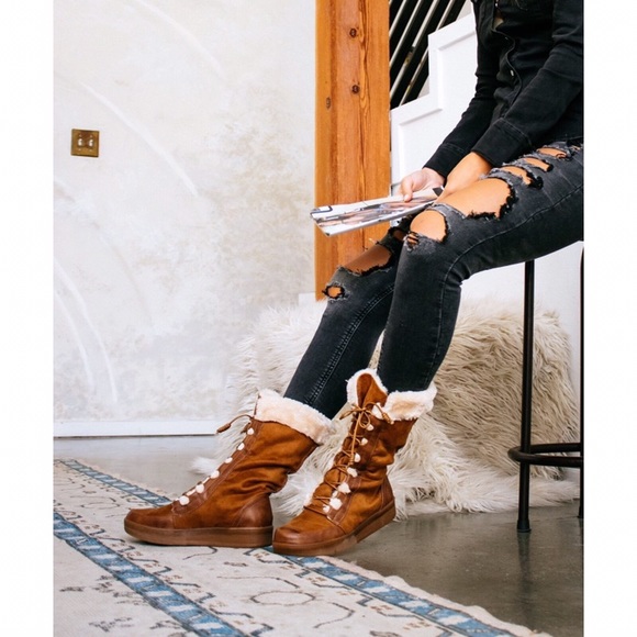 🆕Gwen | Soft Suede Fur Boots in Camel - Picture 7 of 8